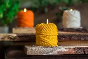 świece ozdobne motek kolor żółty 3