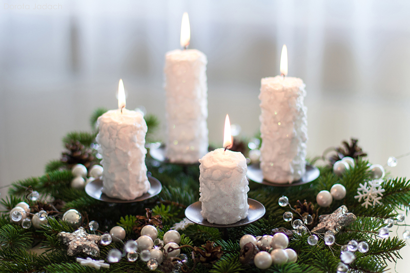 świeca świąteczna do wieńca adwentowego